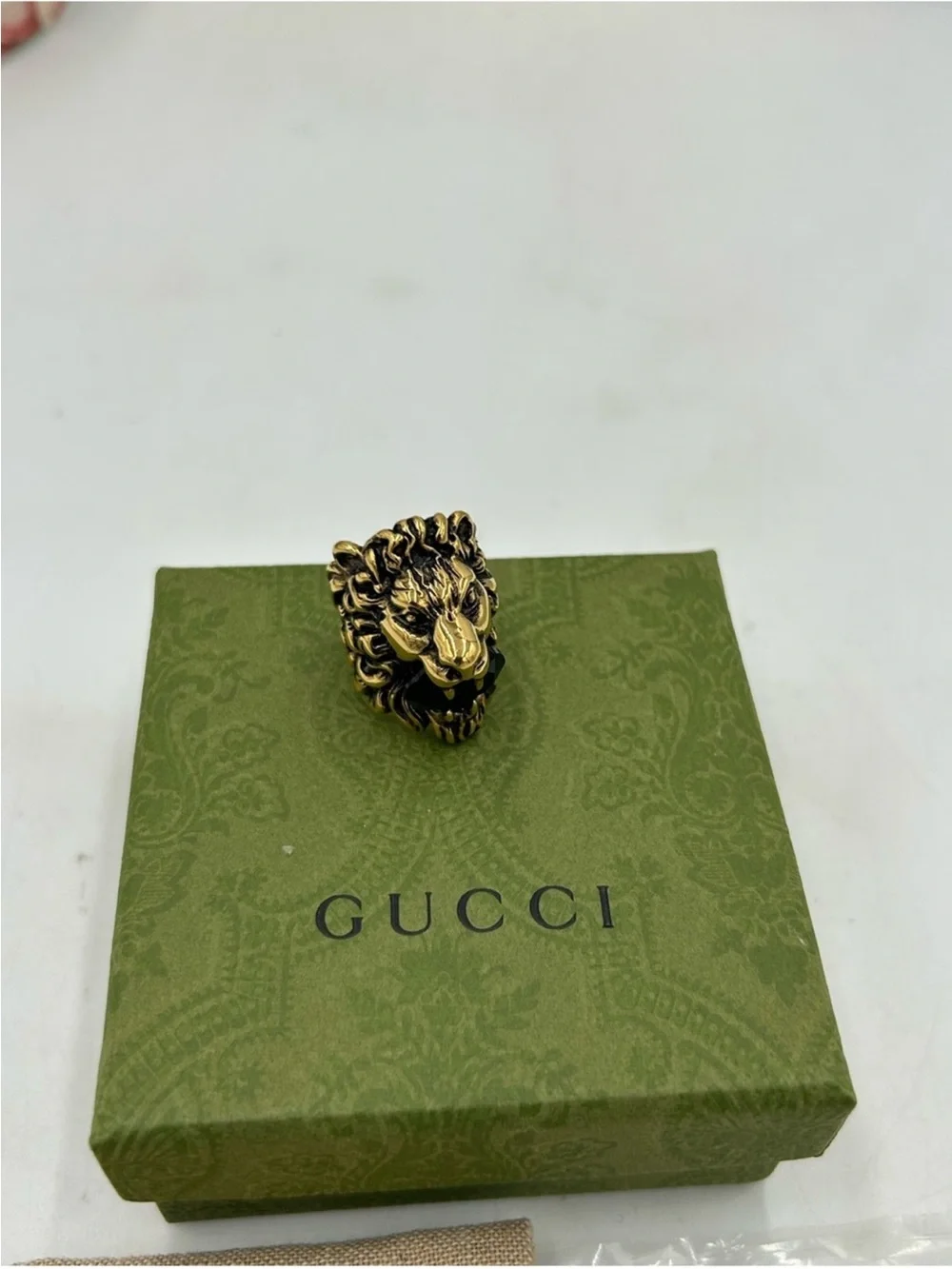 Unisex Gucci Lionhead ring in antique gold finish size 5, made in Italy